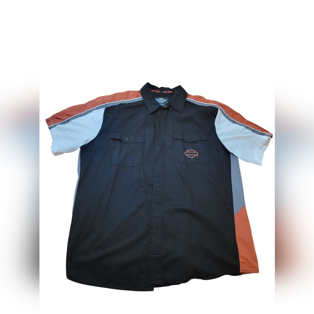 Harley-Davidson shirt